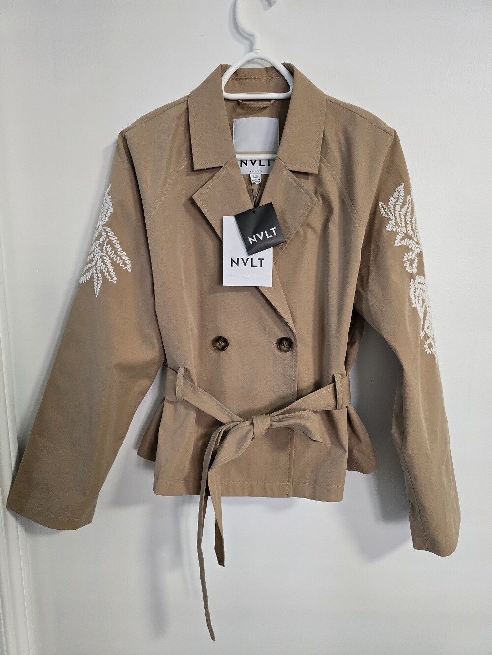 NVLT Tan Beige Trench Jacket with White Floral Embroidery Sleeve Short Belted L